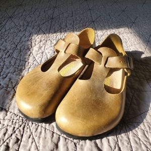 Birkenstock Mary Jane Clogs Size 39 (Womens 9)